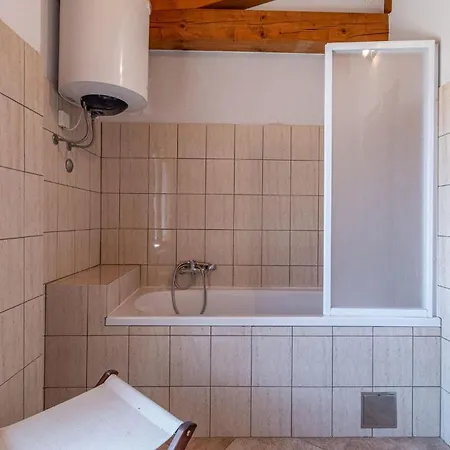 Apartment Gorgeous In With Wifi